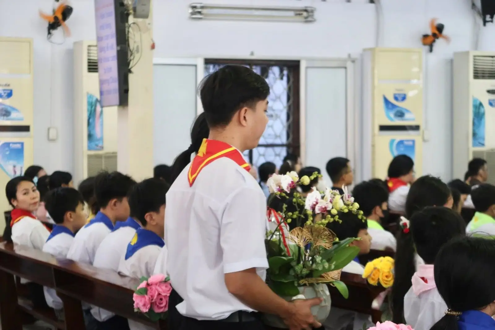 Thánh lễ tổng kết năm học 2024–2025 và đón mùa hè 10 Thánh lễ tổng kết năm học 2024–2025 và đón mùa hè - ảnh 9